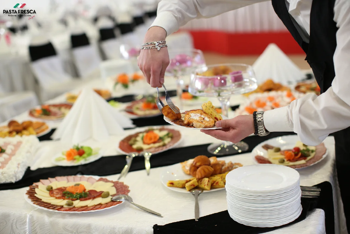 モバイルパーティ予約サービスとしても知られるケータリングサービス