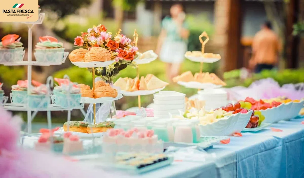 Ordering a sweet or savory buffet at home in District 8 of Ho Chi Minh City is a popular eating trend