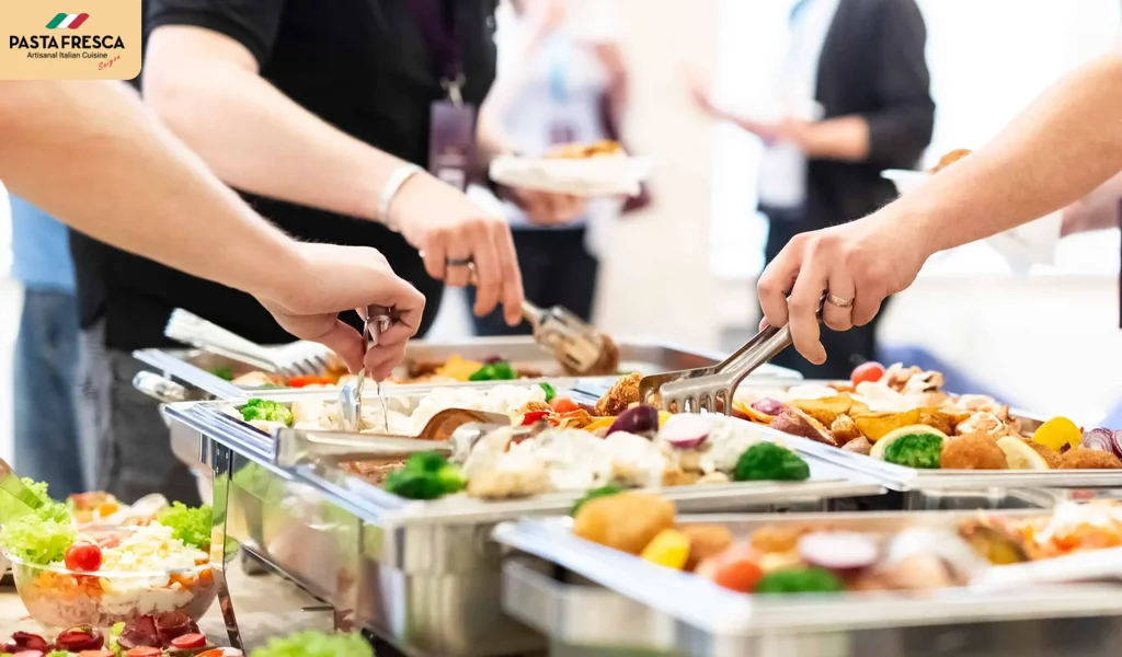 Instructions on how to eat when attending a buffet