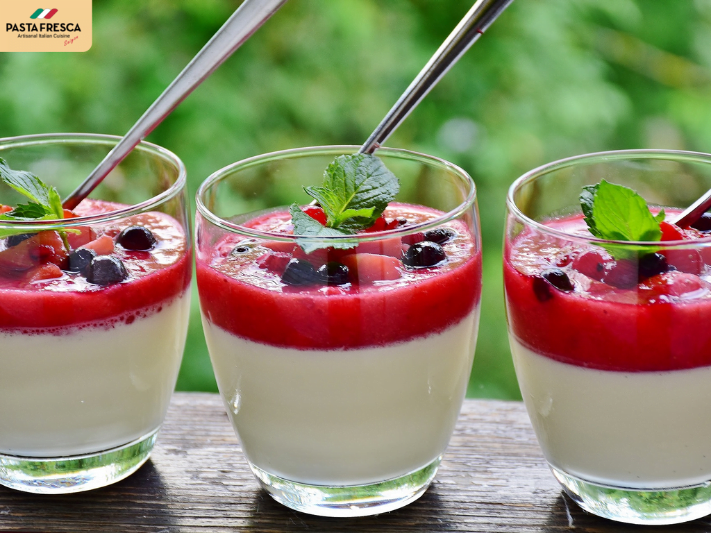 Panna cotta has a delicious taste and can be combined with many fruits