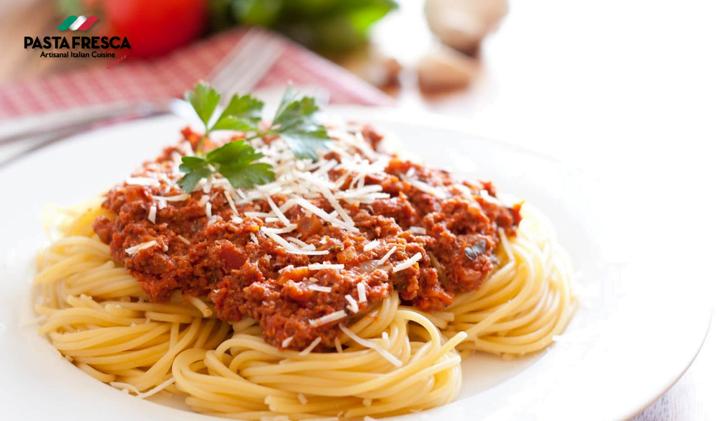 Cách nấu sốt cà chua thịt bò cho món mì spaghetti thêm phần đậm đà