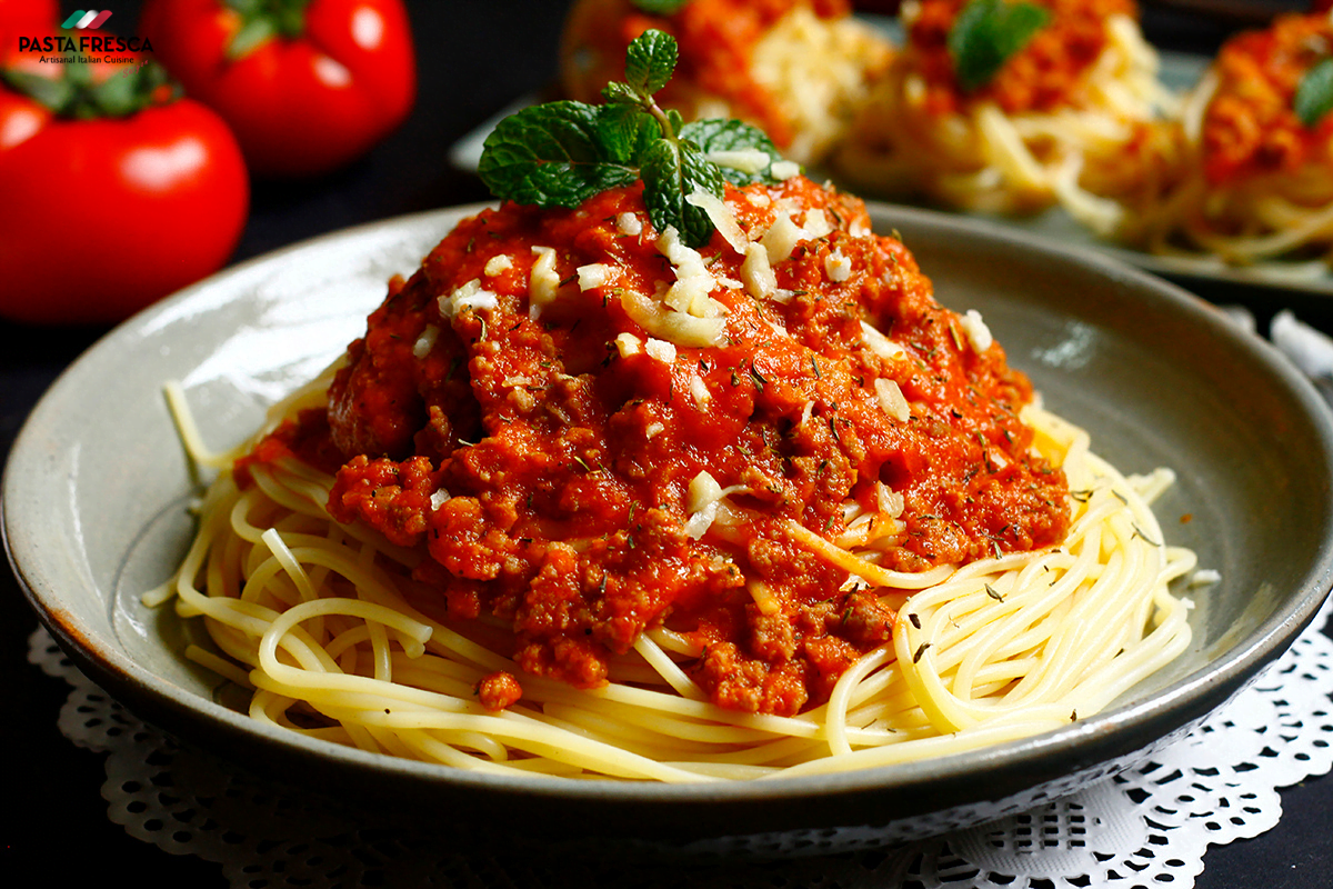 Cách làm mì spaghetti bolognese đậm đà, thơm ngon