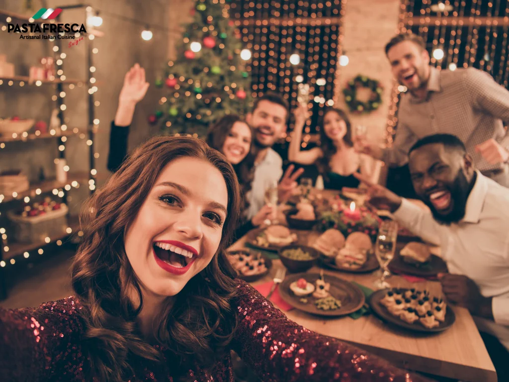 您还可以使用许多在线网站和应用程序来为聚会增添趣味 您还可以使用许多在线网站和应用程序来为聚会增添趣味