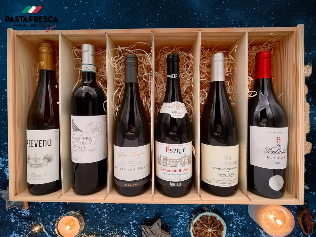 Wine lovers' gift basket Wine lovers' gift basket