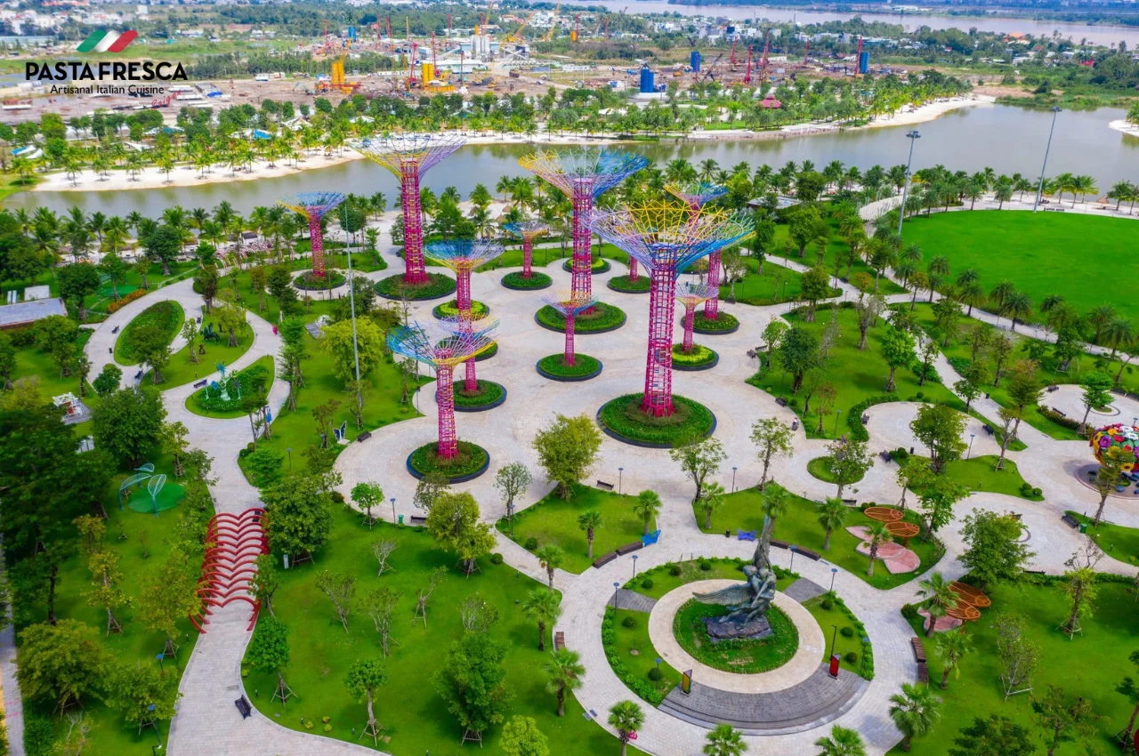 The light park at Vinhomes Grand Park is a famous place to hang out in District 9 