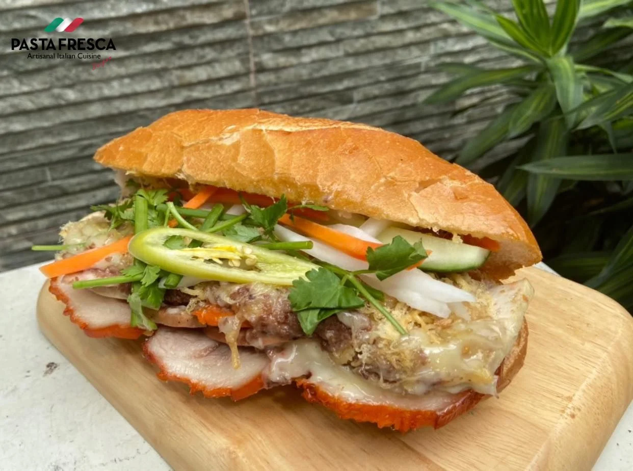 Huynh Hoa 的美味面包在西贡很有名